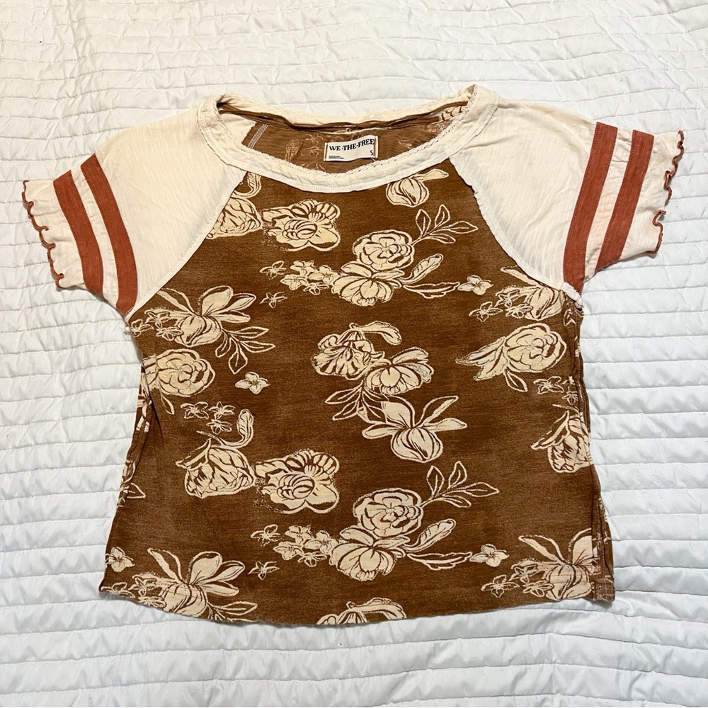 We The Free Brown and Cream Floral Short Sleeve Top S - Picture 3 of 9